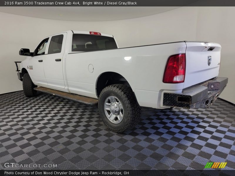 Bright White / Diesel Gray/Black 2016 Ram 3500 Tradesman Crew Cab 4x4