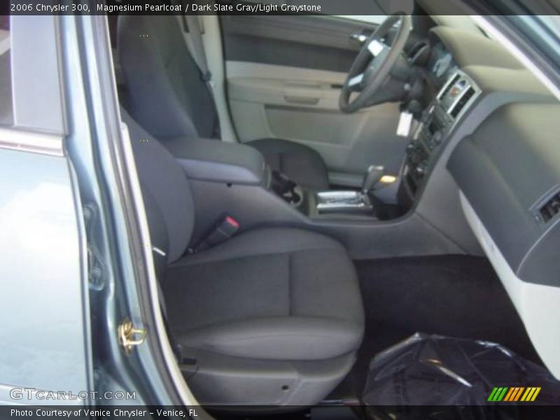Magnesium Pearlcoat / Dark Slate Gray/Light Graystone 2006 Chrysler 300