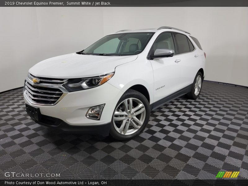 Summit White / Jet Black 2019 Chevrolet Equinox Premier