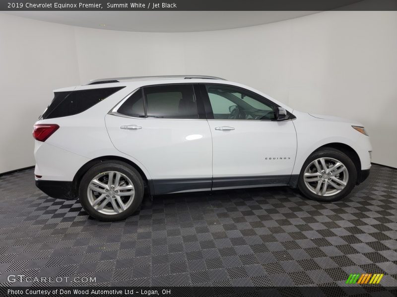 Summit White / Jet Black 2019 Chevrolet Equinox Premier