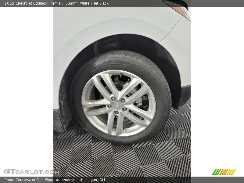 Summit White / Jet Black 2019 Chevrolet Equinox Premier