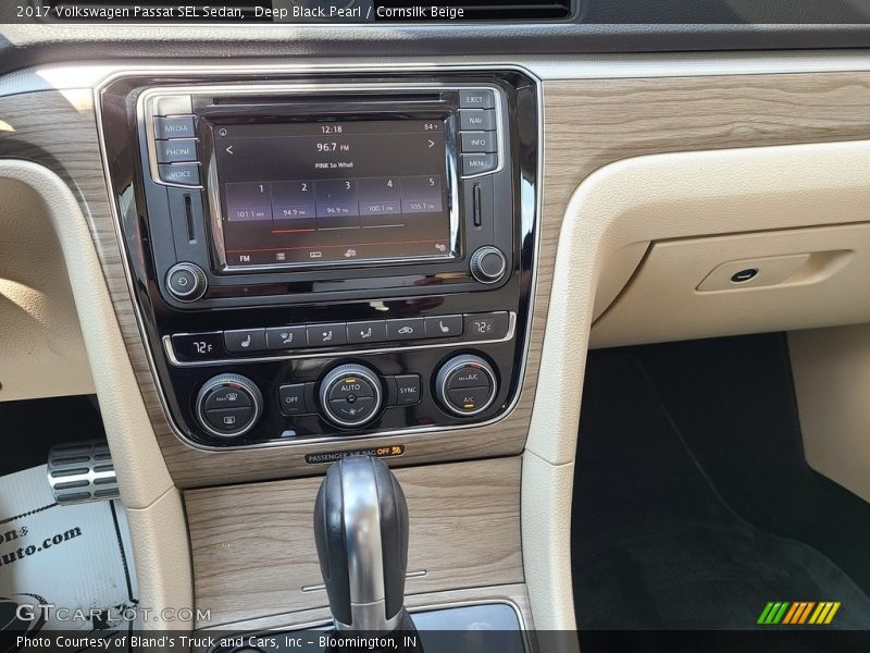 Deep Black Pearl / Cornsilk Beige 2017 Volkswagen Passat SEL Sedan