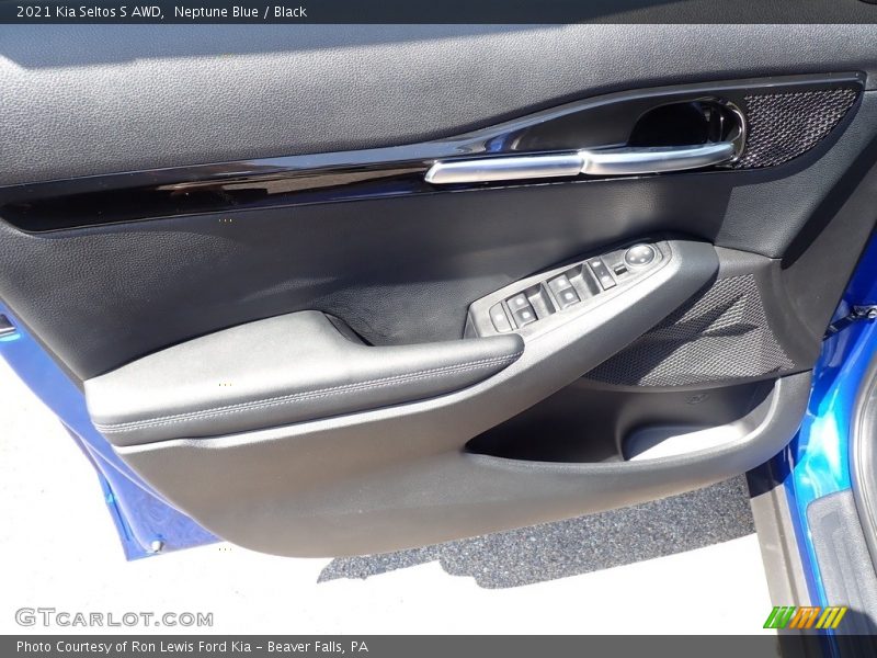 Neptune Blue / Black 2021 Kia Seltos S AWD