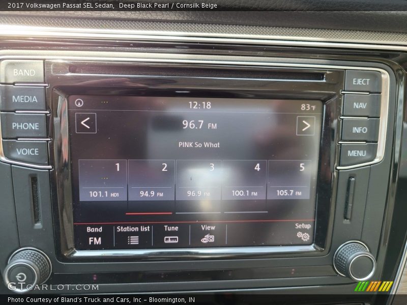 Deep Black Pearl / Cornsilk Beige 2017 Volkswagen Passat SEL Sedan