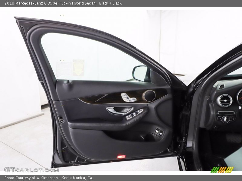 Black / Black 2018 Mercedes-Benz C 350e Plug-in Hybrid Sedan
