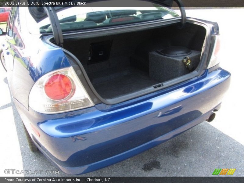 Spectra Blue Mica / Black 2001 Lexus IS 300