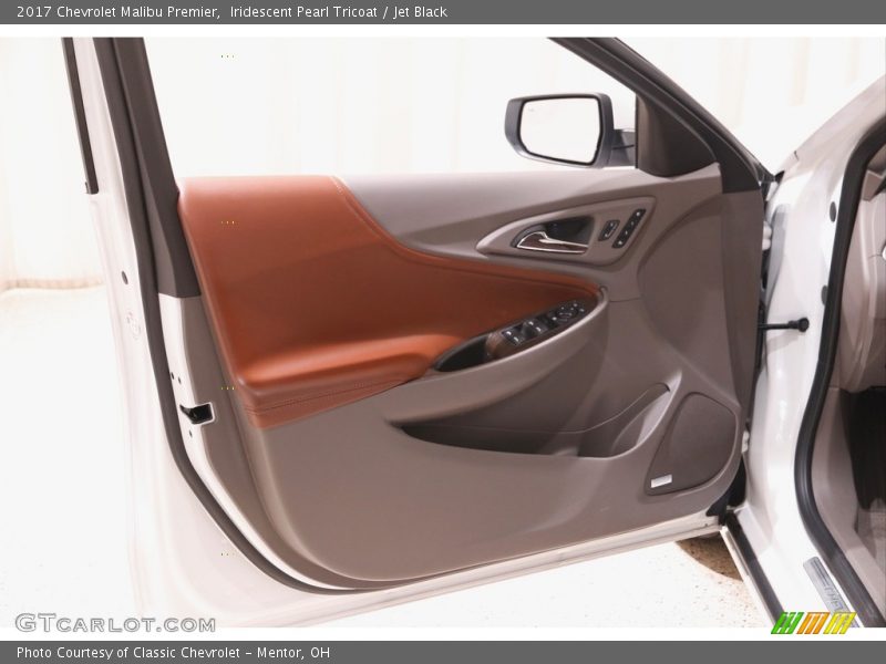 Iridescent Pearl Tricoat / Jet Black 2017 Chevrolet Malibu Premier