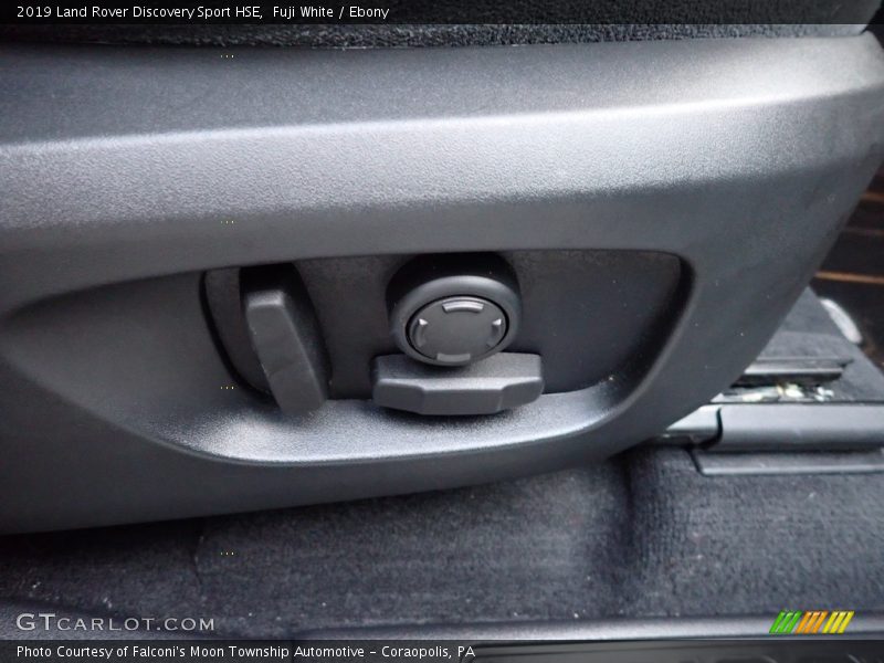 Fuji White / Ebony 2019 Land Rover Discovery Sport HSE