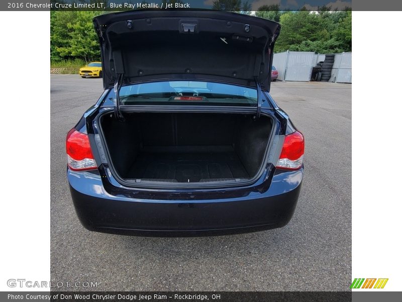 Blue Ray Metallic / Jet Black 2016 Chevrolet Cruze Limited LT