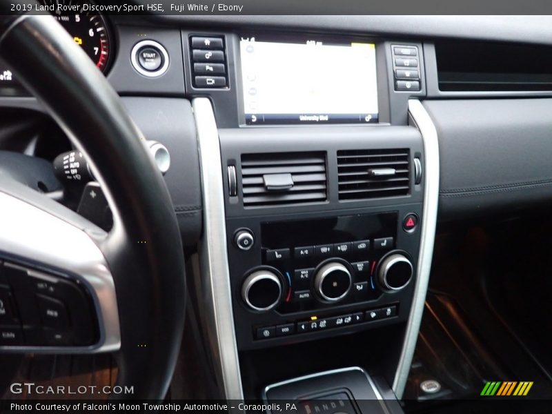 Fuji White / Ebony 2019 Land Rover Discovery Sport HSE