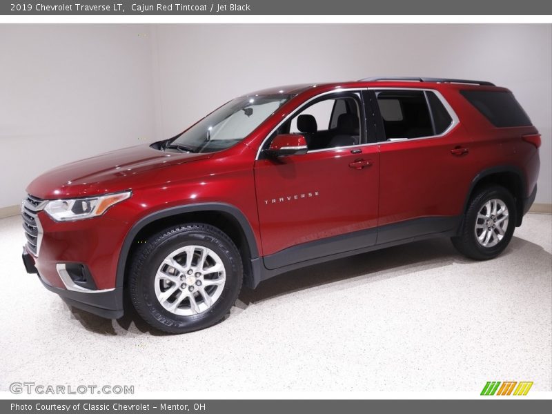 Cajun Red Tintcoat / Jet Black 2019 Chevrolet Traverse LT