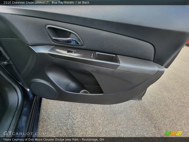 Blue Ray Metallic / Jet Black 2016 Chevrolet Cruze Limited LT