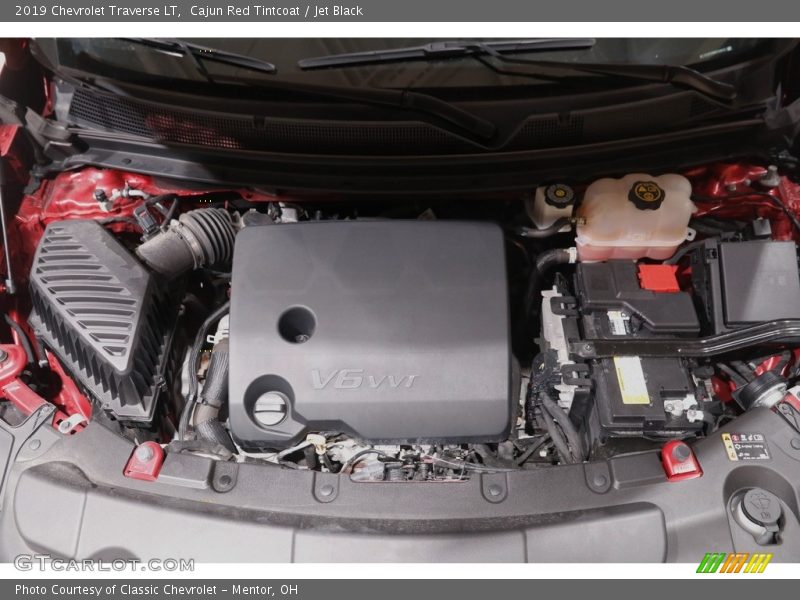 Cajun Red Tintcoat / Jet Black 2019 Chevrolet Traverse LT