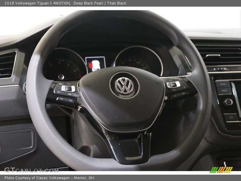 Deep Black Pearl / Titan Black 2018 Volkswagen Tiguan S 4MOTION