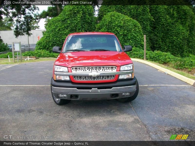 Victory Red / Dark Charcoal 2003 Chevrolet Avalanche 1500