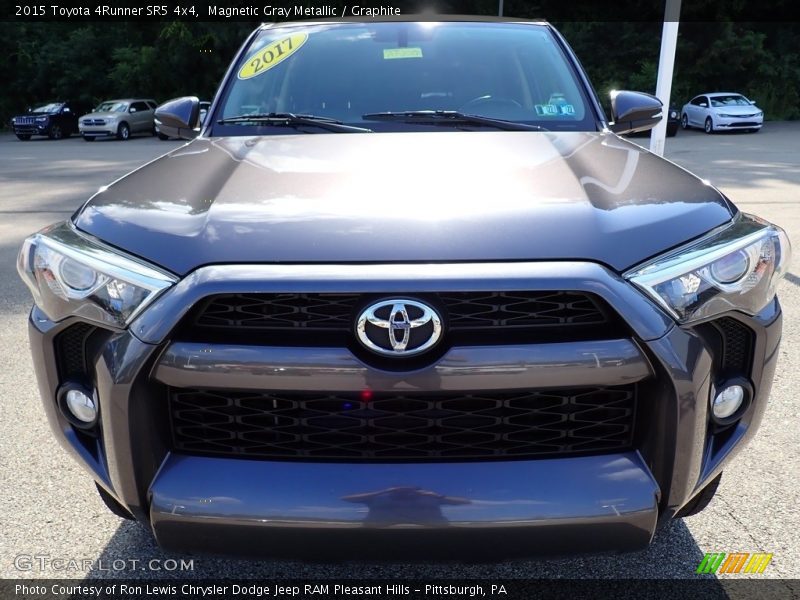 Magnetic Gray Metallic / Graphite 2015 Toyota 4Runner SR5 4x4