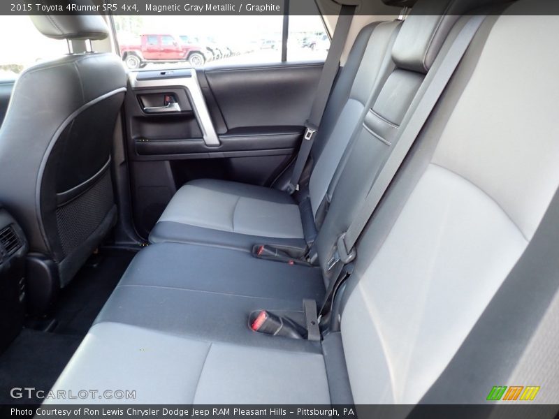 Magnetic Gray Metallic / Graphite 2015 Toyota 4Runner SR5 4x4