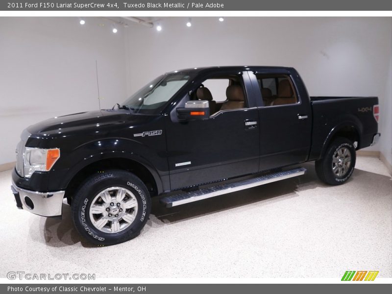 Tuxedo Black Metallic / Pale Adobe 2011 Ford F150 Lariat SuperCrew 4x4