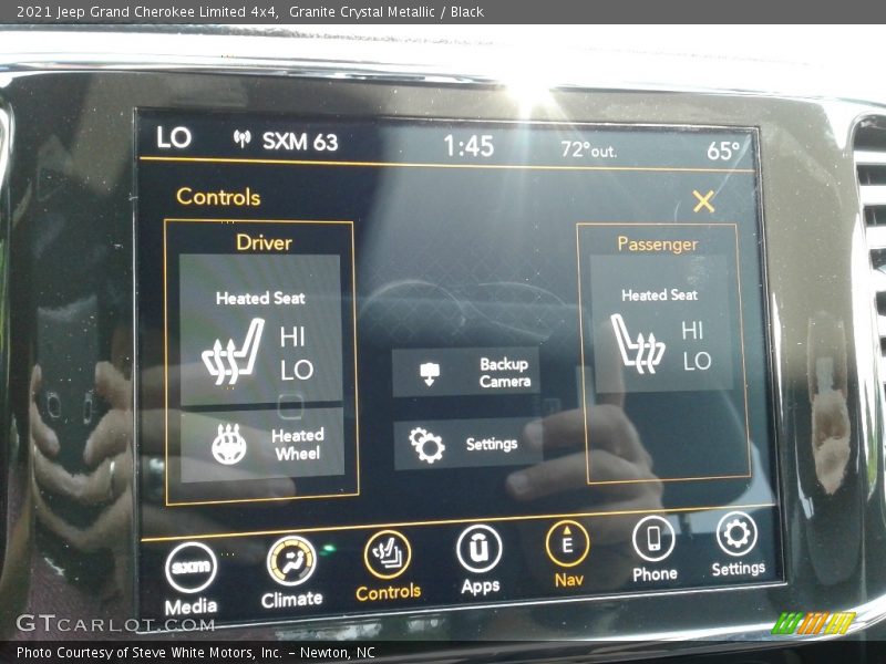 Controls of 2021 Grand Cherokee Limited 4x4