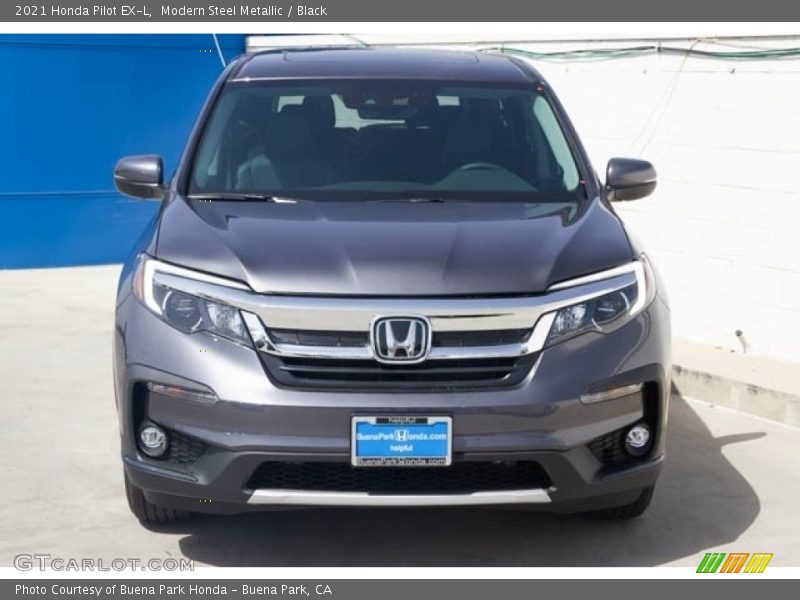 Modern Steel Metallic / Black 2021 Honda Pilot EX-L