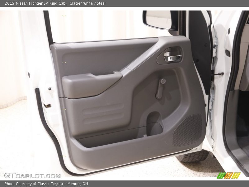 Glacier White / Steel 2019 Nissan Frontier SV King Cab