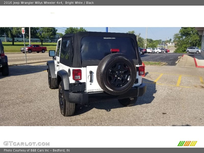 Bright White / Black 2016 Jeep Wrangler Willys Wheeler 4x4