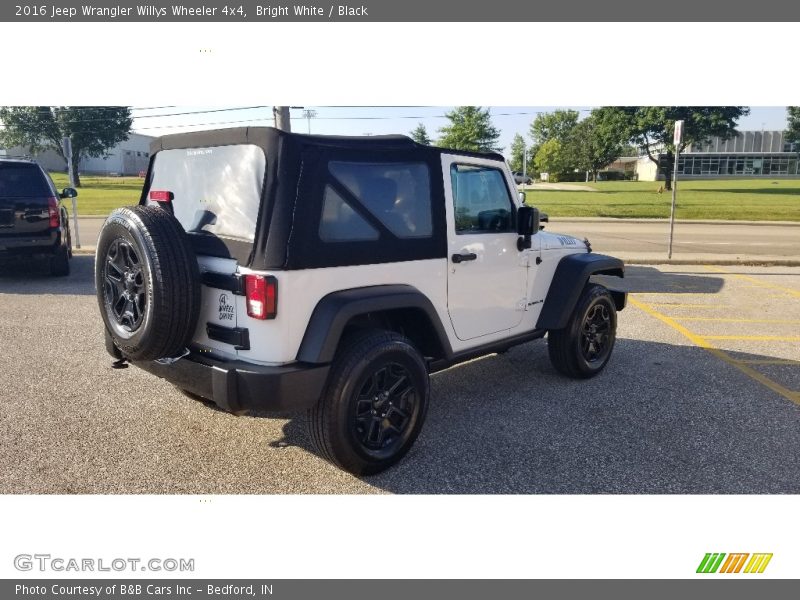Bright White / Black 2016 Jeep Wrangler Willys Wheeler 4x4