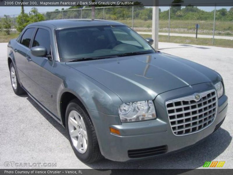 Magnesium Pearlcoat / Dark Slate Gray/Light Graystone 2006 Chrysler 300
