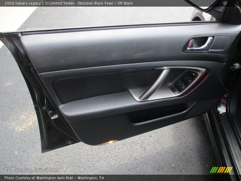 Obsidian Black Pearl / Off Black 2009 Subaru Legacy 2.5i Limited Sedan