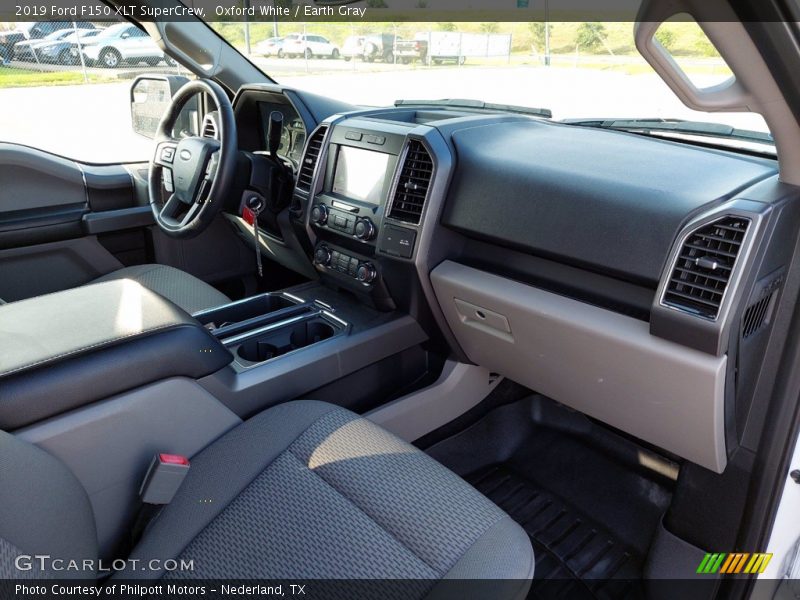 Oxford White / Earth Gray 2019 Ford F150 XLT SuperCrew