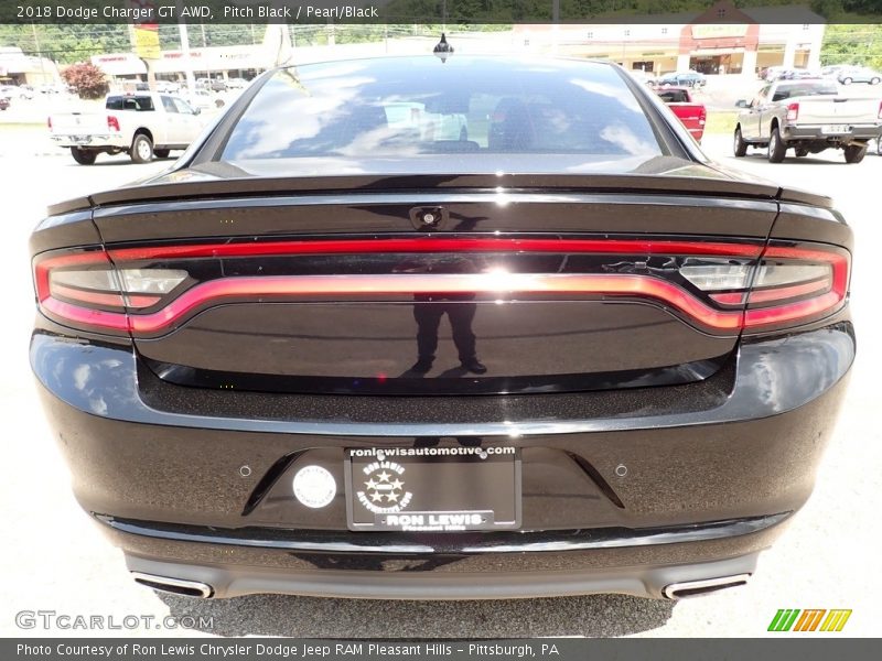 Pitch Black / Pearl/Black 2018 Dodge Charger GT AWD
