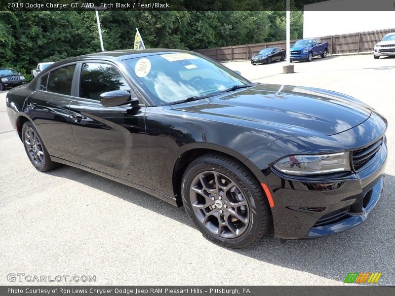 Pitch Black / Pearl/Black 2018 Dodge Charger GT AWD