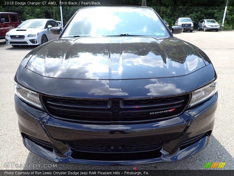 Pitch Black / Pearl/Black 2018 Dodge Charger GT AWD