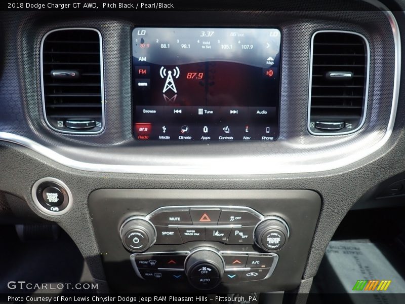 Pitch Black / Pearl/Black 2018 Dodge Charger GT AWD