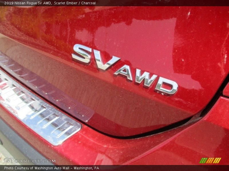 Scarlet Ember / Charcoal 2019 Nissan Rogue SV AWD