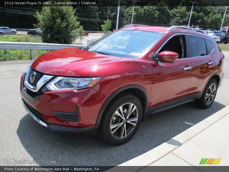Scarlet Ember / Charcoal 2019 Nissan Rogue SV AWD