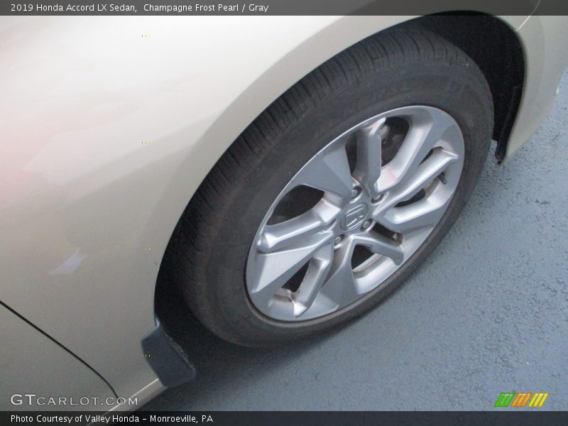Champagne Frost Pearl / Gray 2019 Honda Accord LX Sedan