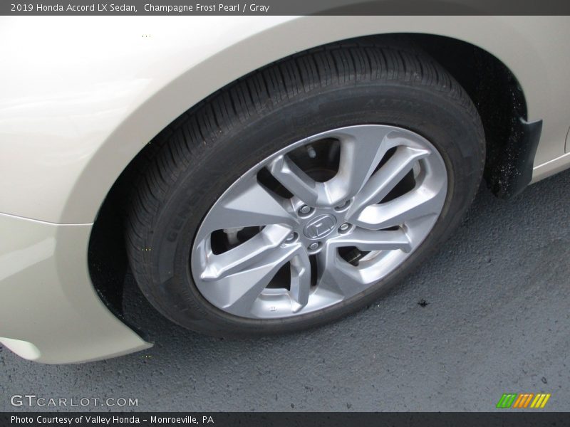 Champagne Frost Pearl / Gray 2019 Honda Accord LX Sedan