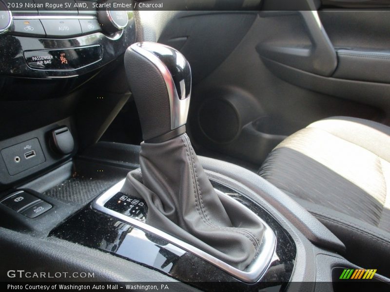Scarlet Ember / Charcoal 2019 Nissan Rogue SV AWD
