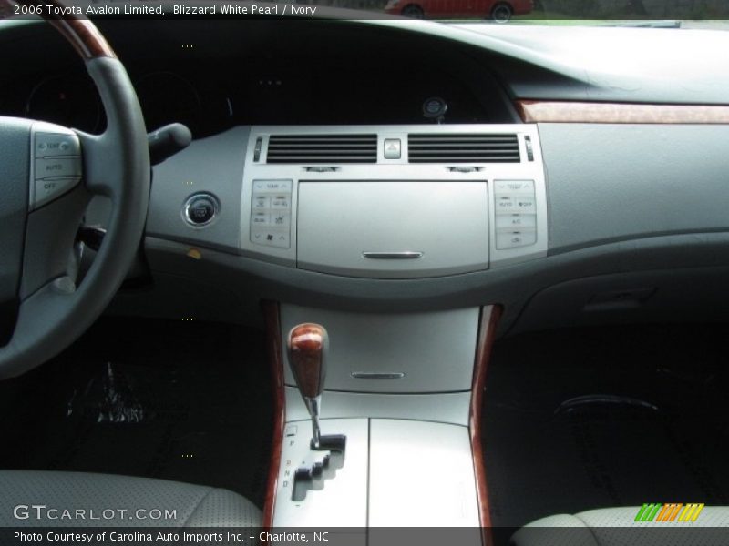 Blizzard White Pearl / Ivory 2006 Toyota Avalon Limited
