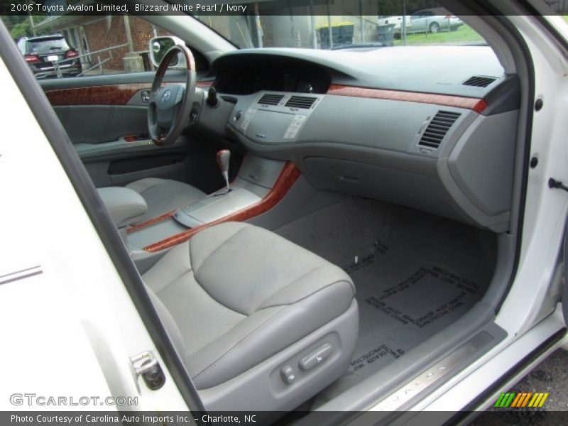 Blizzard White Pearl / Ivory 2006 Toyota Avalon Limited