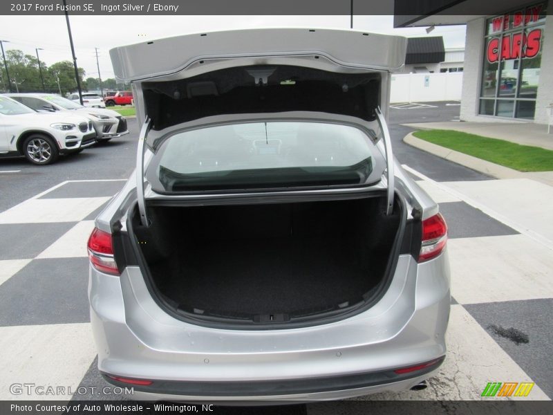 Ingot Silver / Ebony 2017 Ford Fusion SE