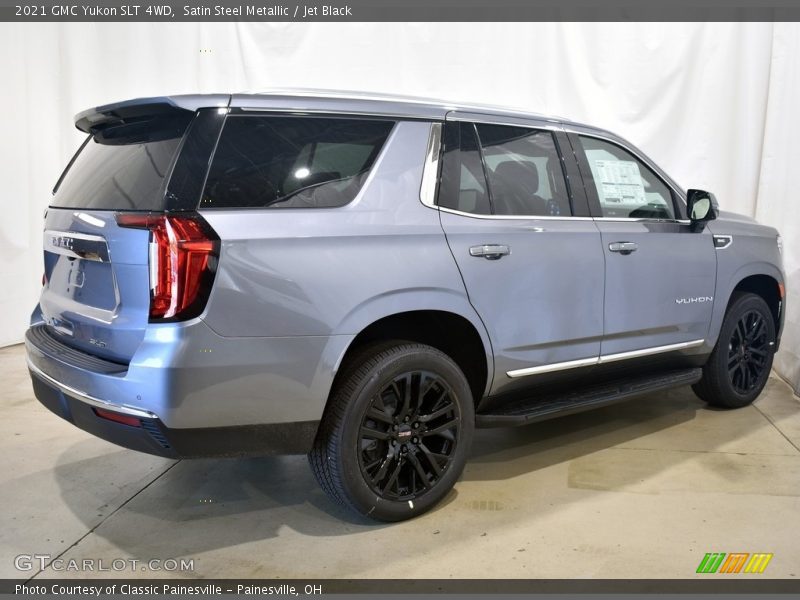 Satin Steel Metallic / Jet Black 2021 GMC Yukon SLT 4WD
