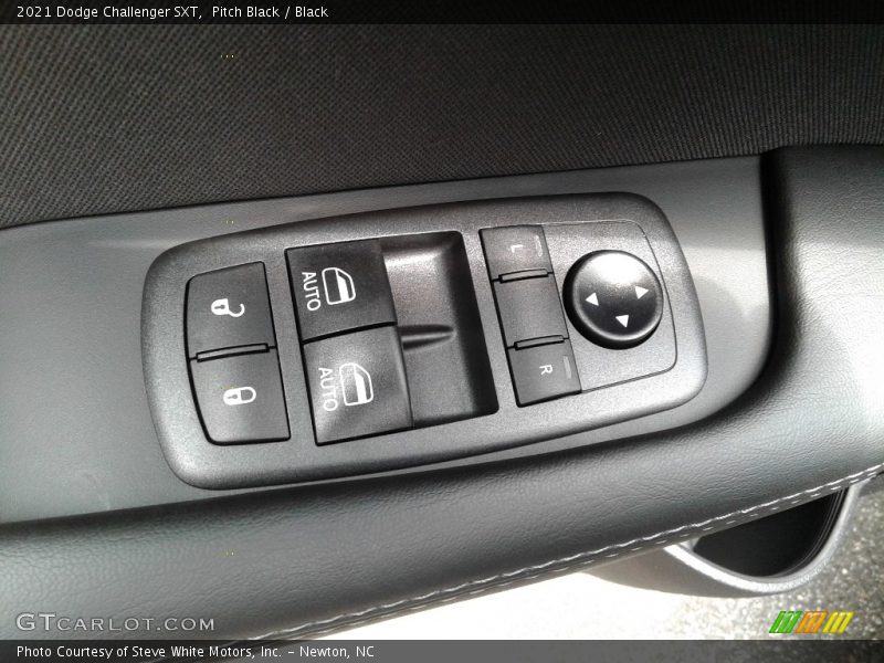 Pitch Black / Black 2021 Dodge Challenger SXT