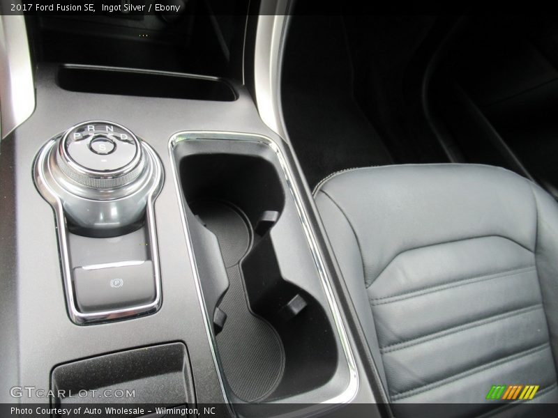 Ingot Silver / Ebony 2017 Ford Fusion SE