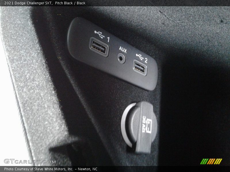 Pitch Black / Black 2021 Dodge Challenger SXT