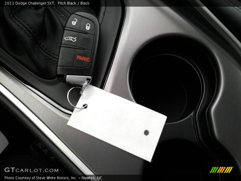 Pitch Black / Black 2021 Dodge Challenger SXT