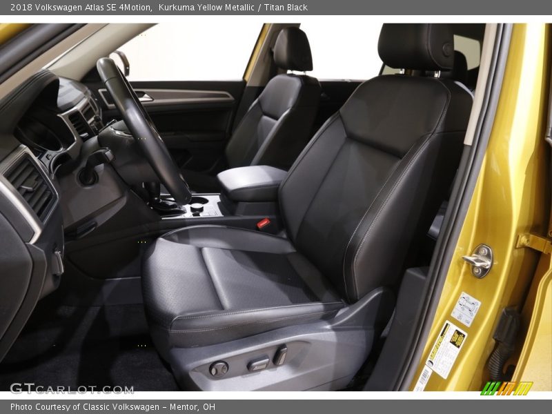 Kurkuma Yellow Metallic / Titan Black 2018 Volkswagen Atlas SE 4Motion