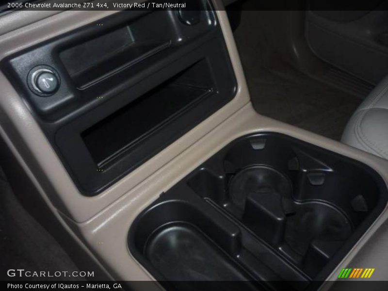 Victory Red / Tan/Neutral 2006 Chevrolet Avalanche Z71 4x4