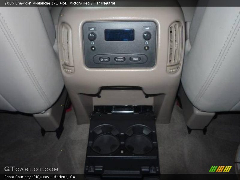 Victory Red / Tan/Neutral 2006 Chevrolet Avalanche Z71 4x4